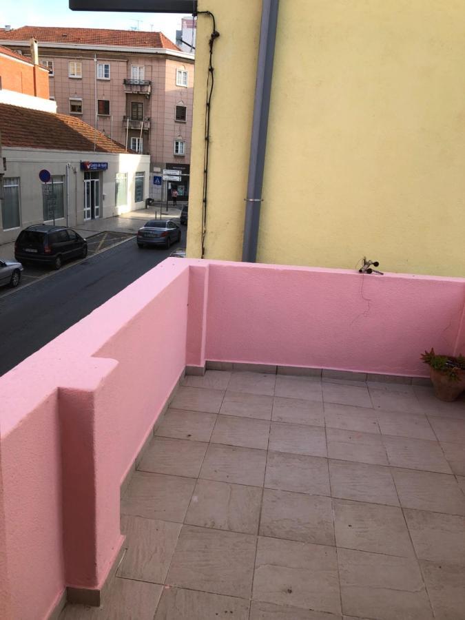 Family Home- Lisboa Vila Franca de Xira Exterior photo